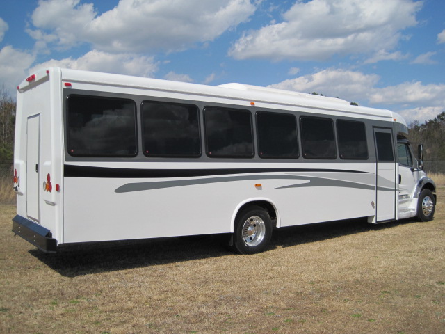 ameritrans 395 m2 freightliner coach bus, dr