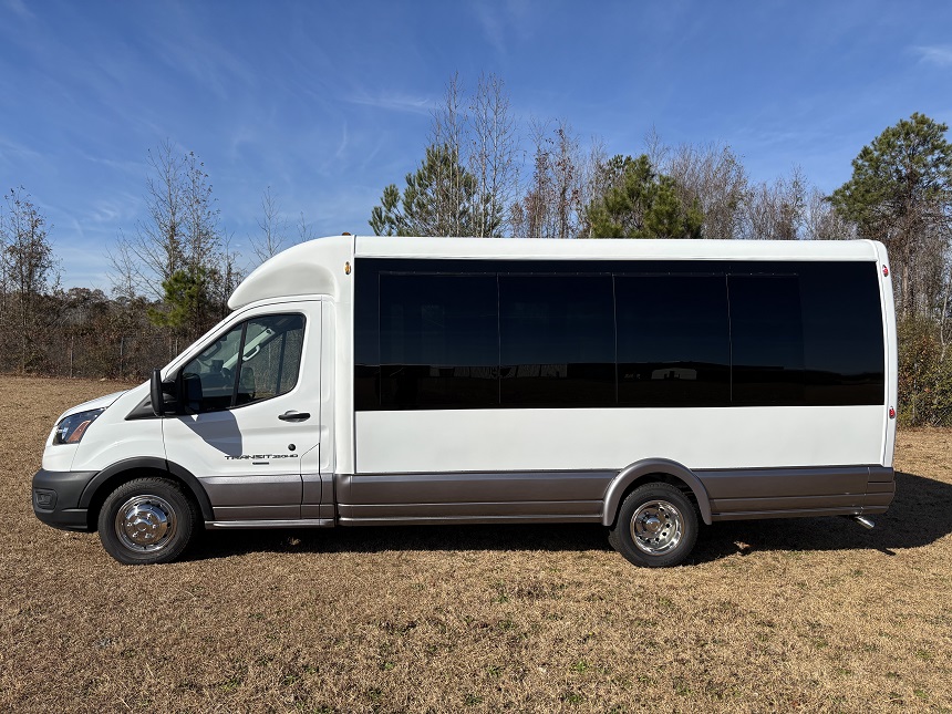 Small 15 passenger buses for sale, l