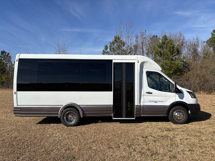 Small 15 passenger buses for sale, rt